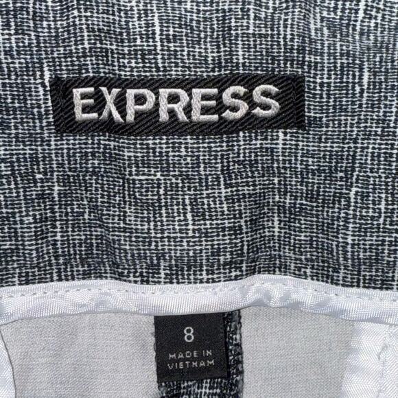 Express Capri Pants Women's Size 8 Black White Abstract Stretchy Logo Trousers - Picture 6 of 9